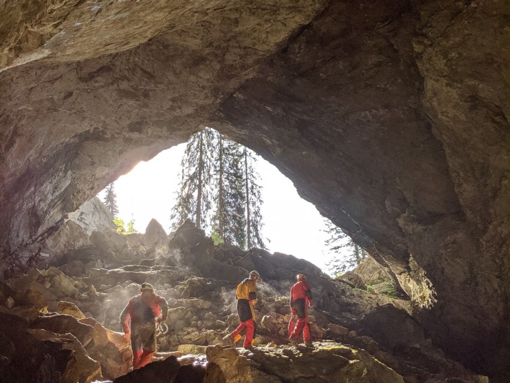 Tour in die Schneckenlochhöhle mit dem AktivZentrum Bregenzerwald