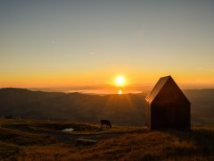 Kapelle Vordere Niedere in Andelsbuch mit Blick auf Bodensee